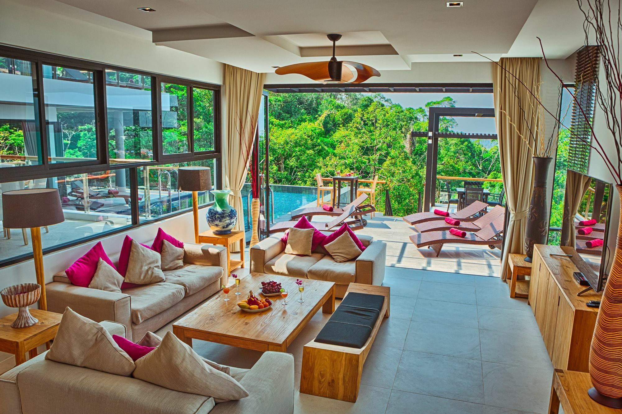 Fully Serviced Grand Villa Luxury Time Phuket Бангтао-Біч Екстер'єр фото